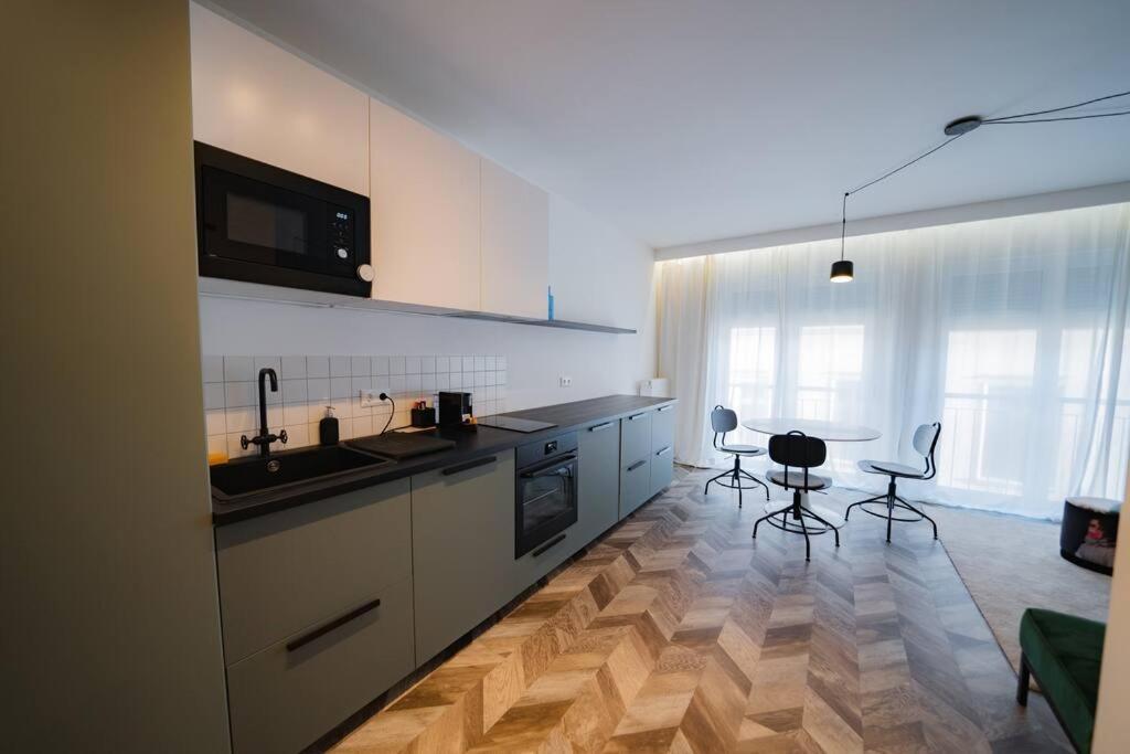 Designer Flat Heart Of The City بودابست المظهر الخارجي الصورة